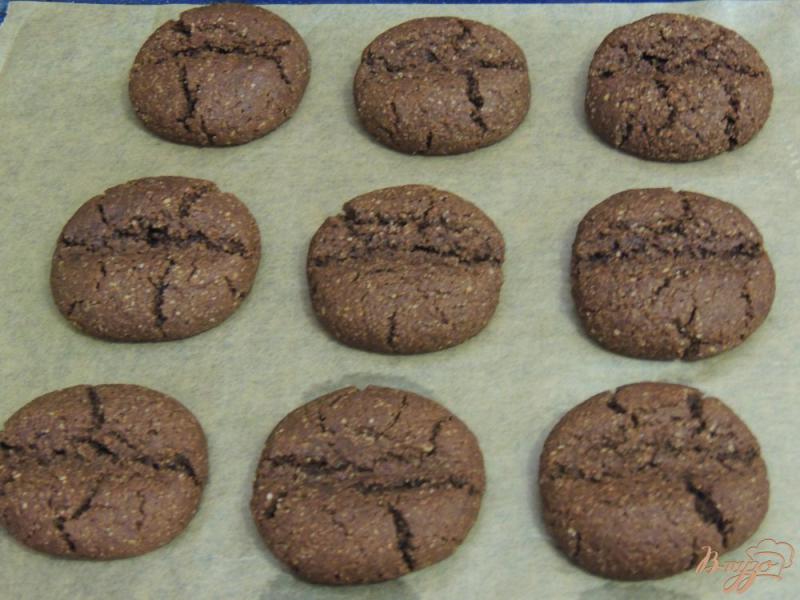 Фото приготовление рецепта: Шоколадно-кофейное овсяное печенье шаг №5