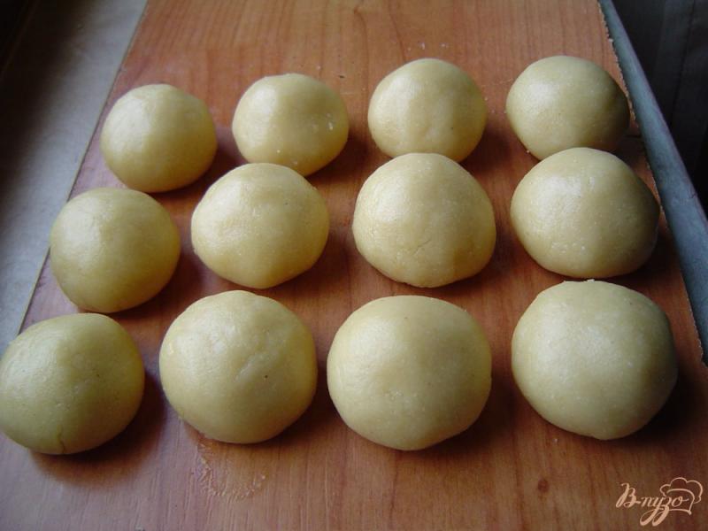 Фото приготовление рецепта: Индийское печенье с манкой шаг №5