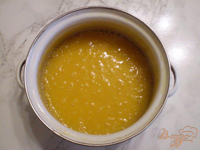Фото приготовление рецепта: Тыквенный суп-пюре с укропом шаг №6