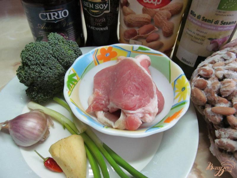 Фото приготовление рецепта: Свинина за 10 минут шаг №1