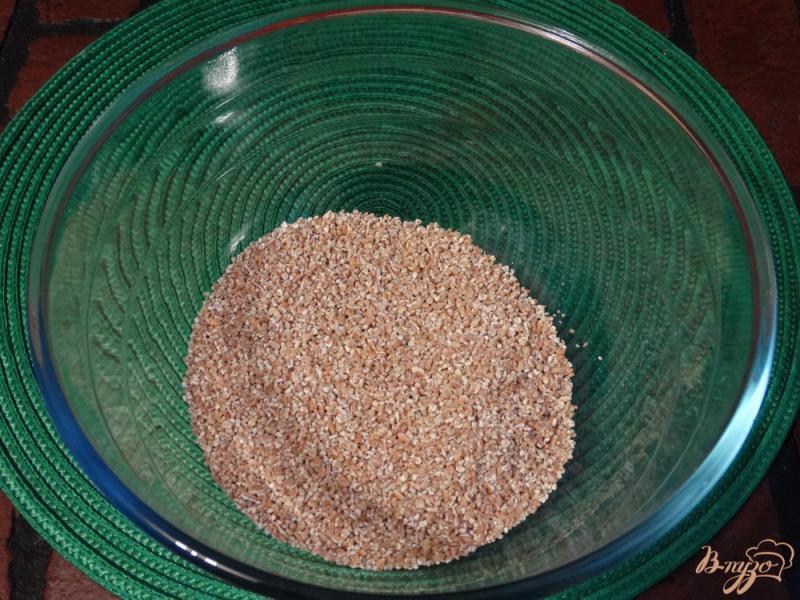 Фото приготовление рецепта: Пшеничная каша с шампиньонами в мультиварке шаг №1