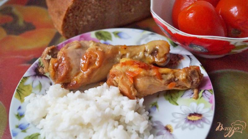 Фото приготовление рецепта: Курица, тушеная в томате шаг №5