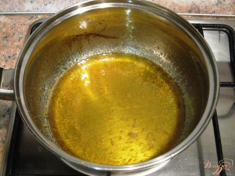 Фото приготовление рецепта: Медовый кекс с лимоном шаг №10