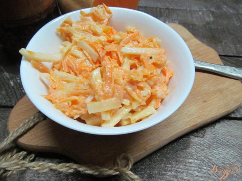 Фото приготовление рецепта: Салат из моркови тыквы и редьки шаг №5