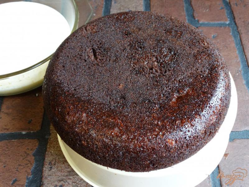 Фото приготовление рецепта: Чернично-манговый торт «Пончо» шаг №6