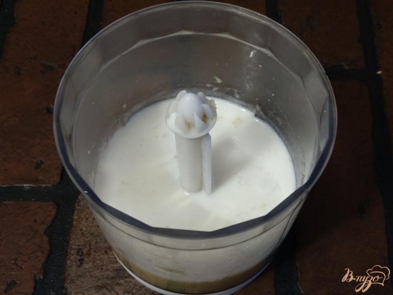Фото приготовление рецепта: Сорбе из кокосового молока с бананом шаг №3