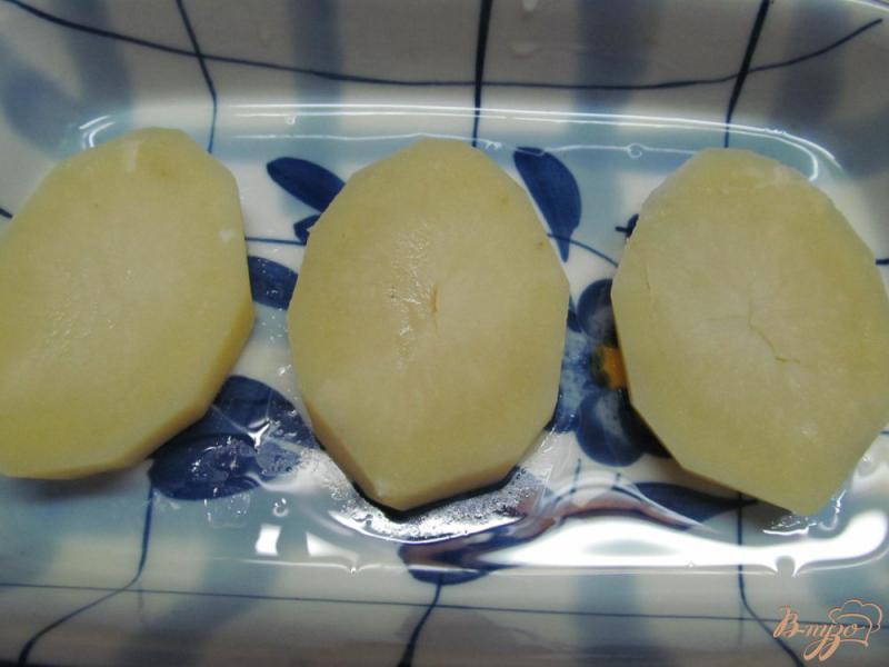 Фото приготовление рецепта: Башенки из картофеля котлеты и помидора шаг №1