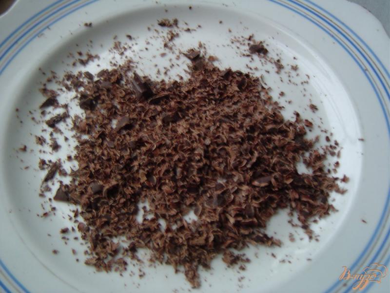 Фото приготовление рецепта: Запеченные груши с шоколадом и взбитыми сливками шаг №3