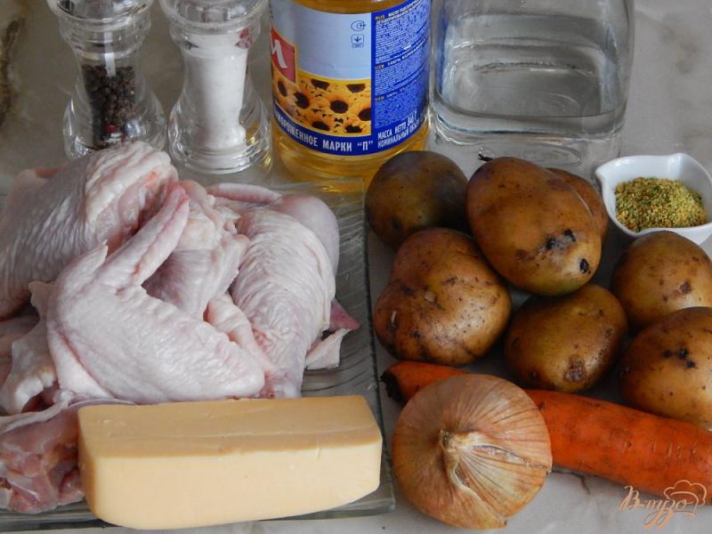 Фото приготовление рецепта: Запеченноя курица на овощной подушке шаг №1