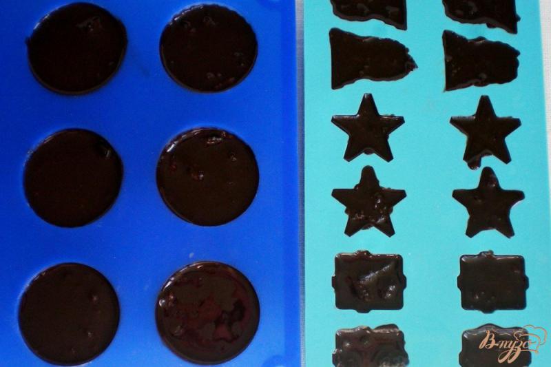 Фото приготовление рецепта: Домашние конфеты с кэробом, какао тертым и медом шаг №5