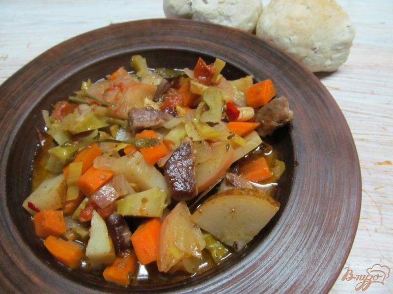 Фото приготовление рецепта: рагу из овощей и фруктов с мясом шаг №10