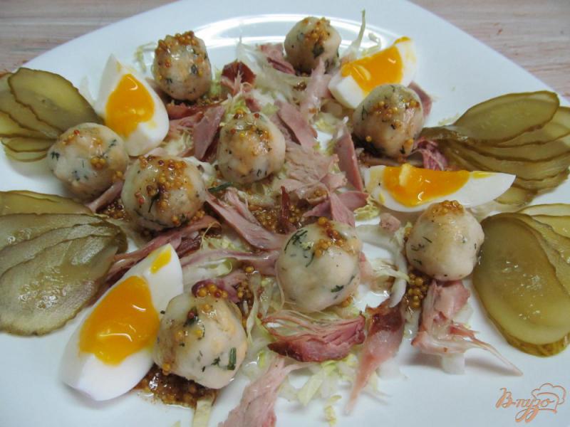 Фото приготовление рецепта: Салат из картофеля сыра и копченной курицы шаг №6