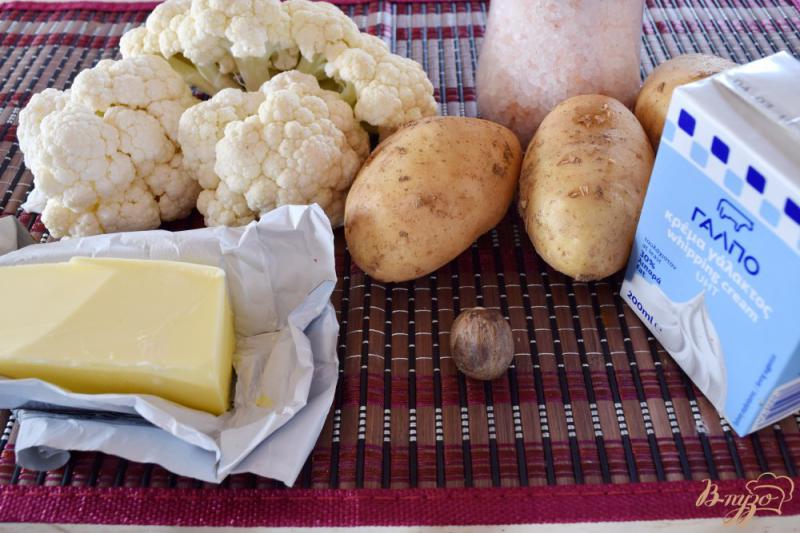 Фото приготовление рецепта: Пюре из картофеля и цветной капусты шаг №1