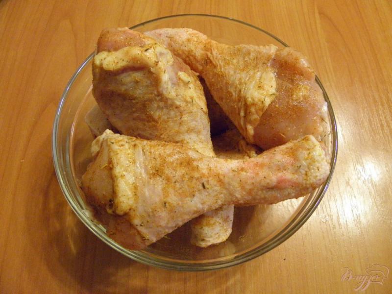 Фото приготовление рецепта: Голени с картофелем в духовке шаг №2