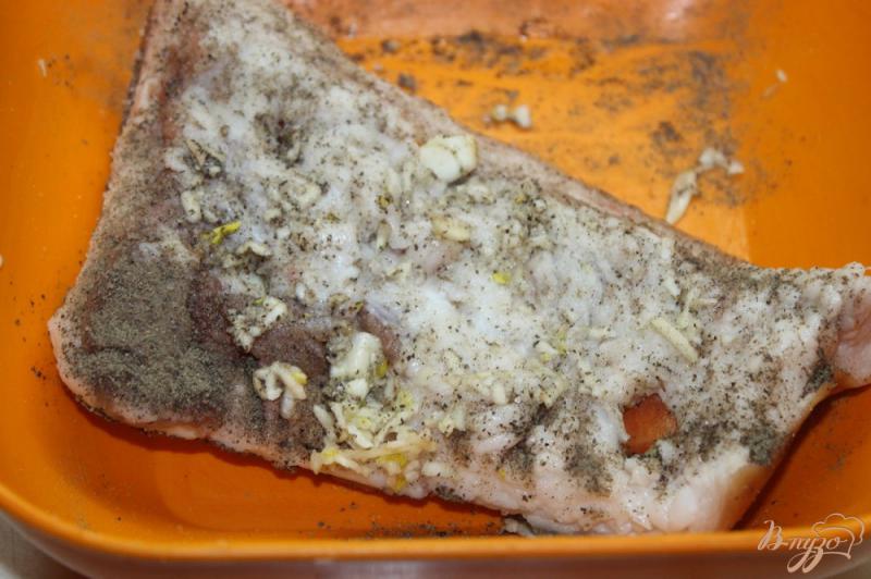 Фото приготовление рецепта: Сало маринованное во французской горчице и острой аджике шаг №3