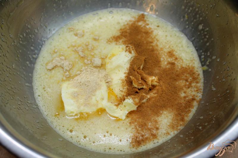 Фото приготовление рецепта: Торт с медово-ореховым кремом шаг №3