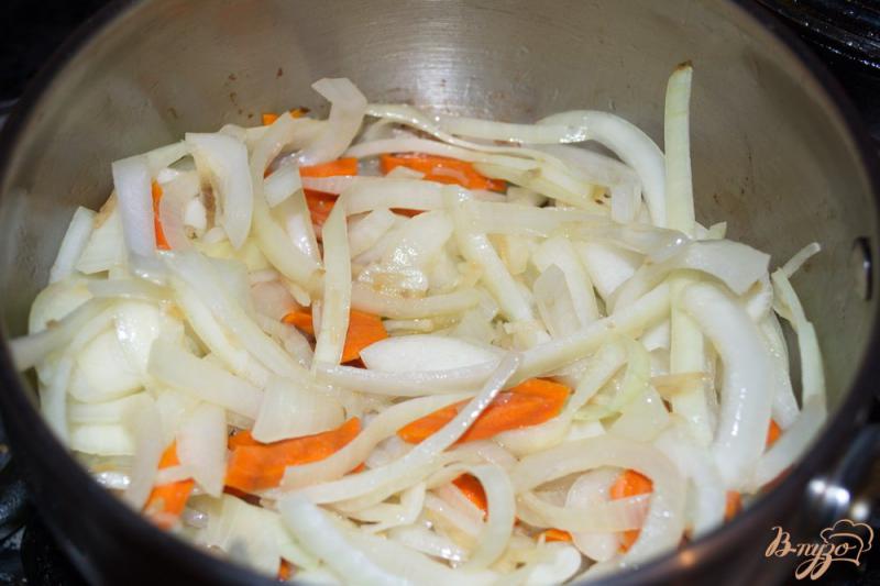 Фото приготовление рецепта: Говяжий ошеек тушеный с овощами шаг №3