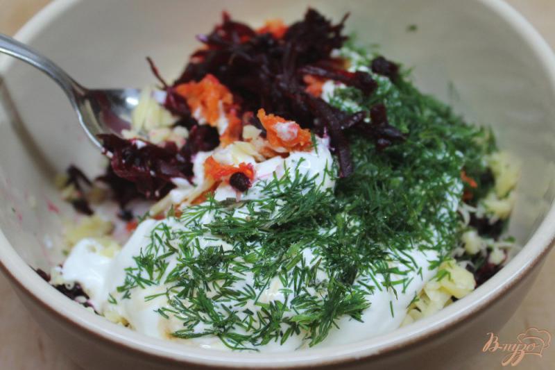 Фото приготовление рецепта: Салат из печеной свеклы и моркови шаг №5