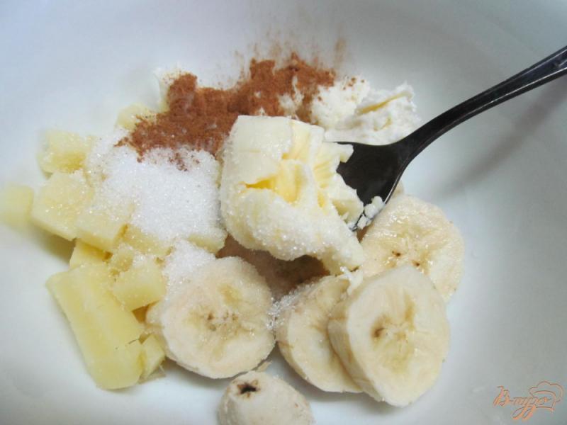 Фото приготовление рецепта: Банановая намазка для гренок шаг №2