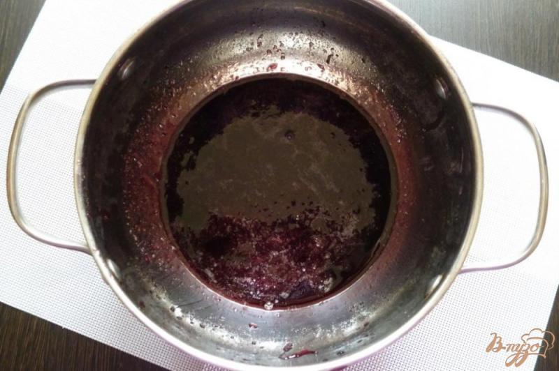 Фото приготовление рецепта: Варенье из винограда шаг №3