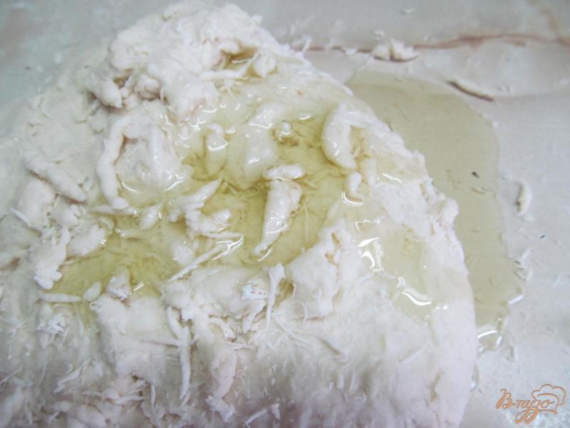 Фото приготовление рецепта: Белый хлеб с зернами чиа и шаг №2