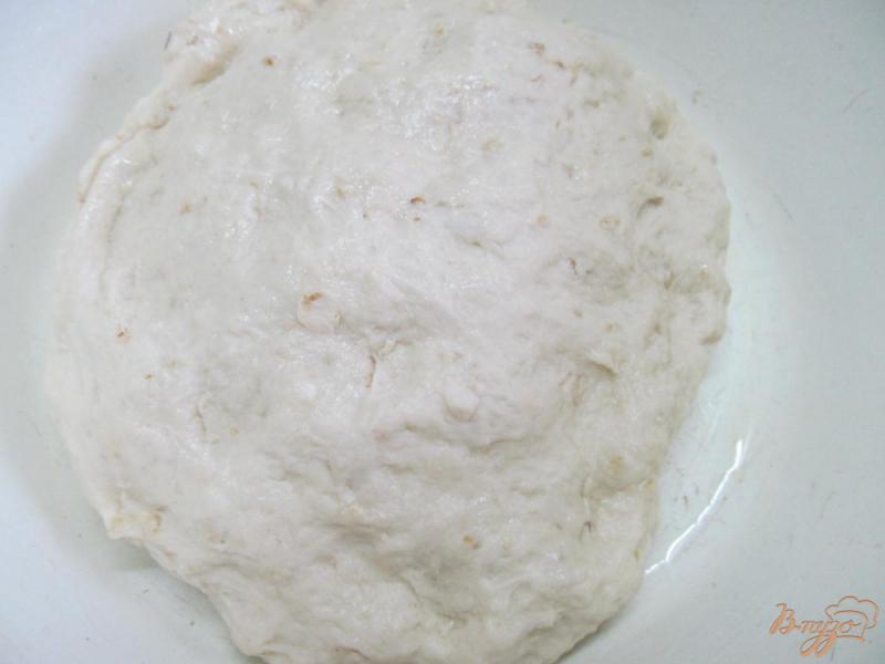 Фото приготовление рецепта: Белый хлеб с зернами чиа и шаг №3