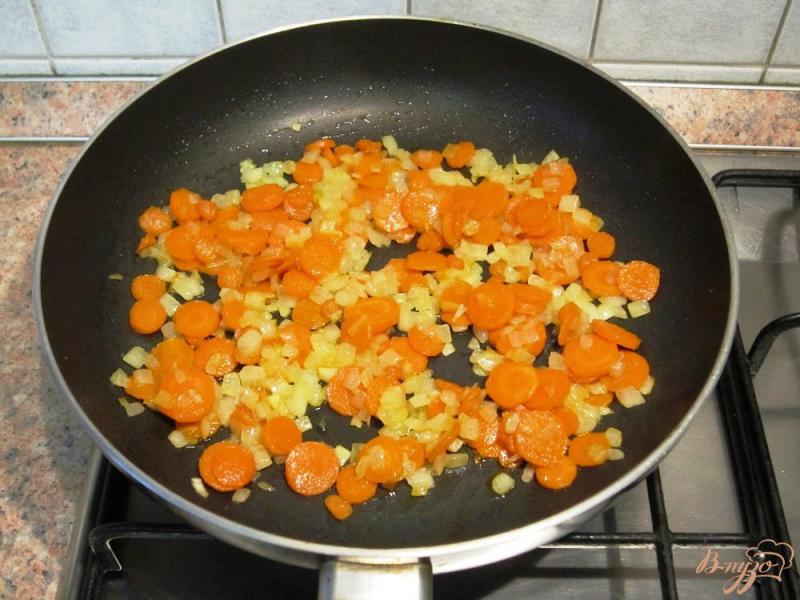 Фото приготовление рецепта: Суп с овощами и фрикадельками шаг №6