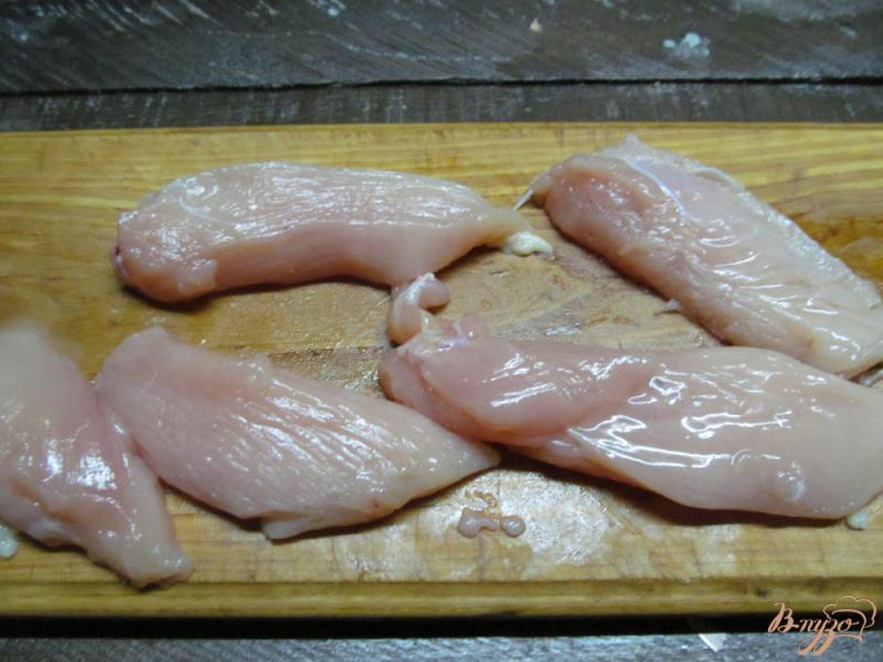 Фото приготовление рецепта: Жаренное куриное филе в специях шаг №1