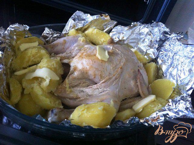 Фото приготовление рецепта: Запечённая курица в остром маринаде с картофелем шаг №4