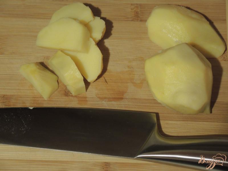 Фото приготовление рецепта: Омлет с картошкой на завтрак шаг №1