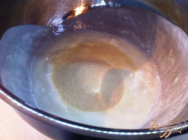 Фото приготовление рецепта: Запеканка творожная с кокосовой стружкой и клубничным соусом шаг №1