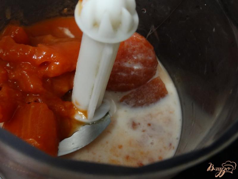 Фото приготовление рецепта: Курица в томатно-сливочном соусе шаг №3