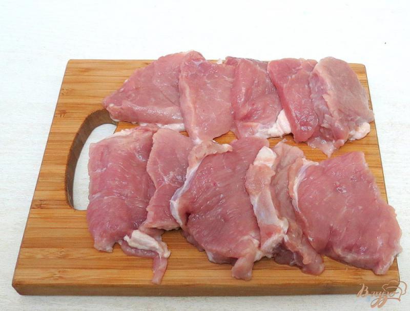 Фото приготовление рецепта: Свинина с кунжутом шаг №2