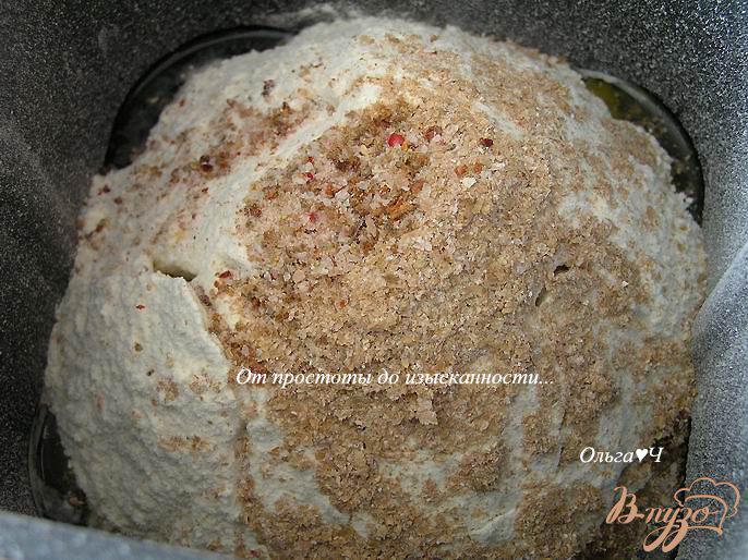 Фото приготовление рецепта: Итальянский хлеб с травами и базиликом шаг №2