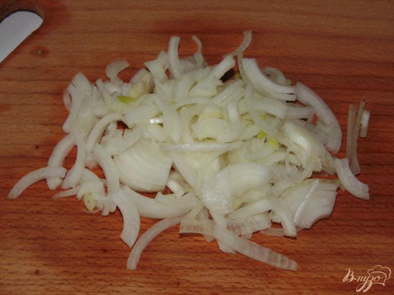 Фото приготовление рецепта: Салат из белокочанной капусты с китайской редькой шаг №3