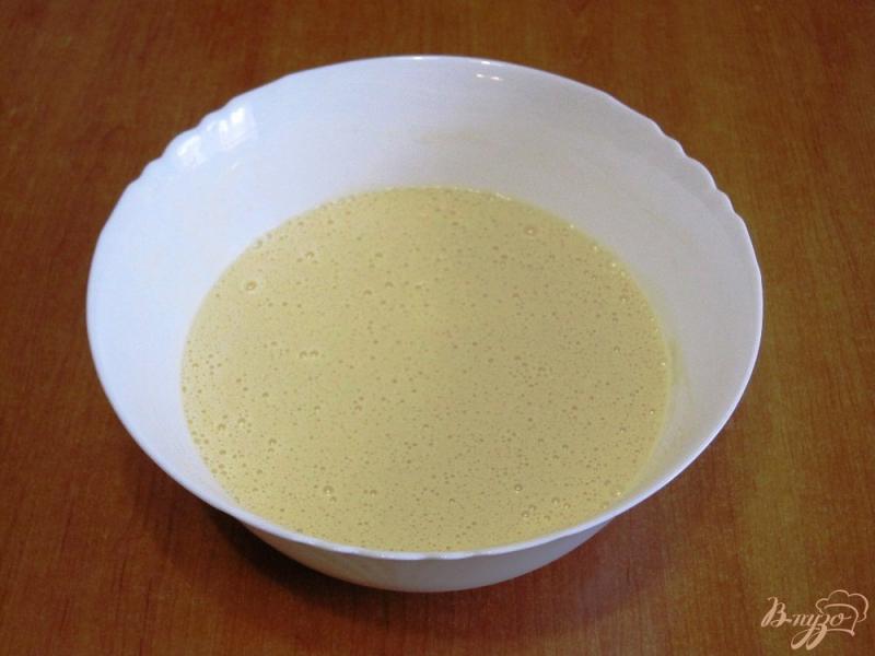 Фото приготовление рецепта: Блины с мандариновым пюре шаг №5