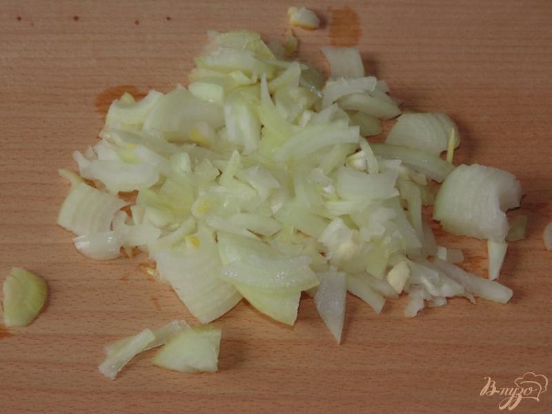 Фото приготовление рецепта: Картофельные оладьи с шампиньонами шаг №1