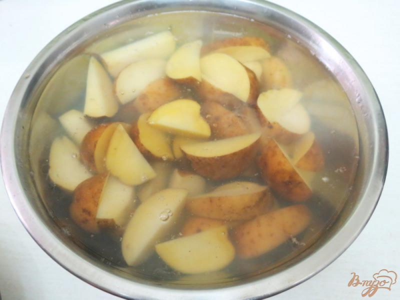 Фото приготовление рецепта: Картофель по - селянски шаг №3