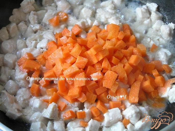 Фото приготовление рецепта: Рагу из курицы с овощами и рисом шаг №1