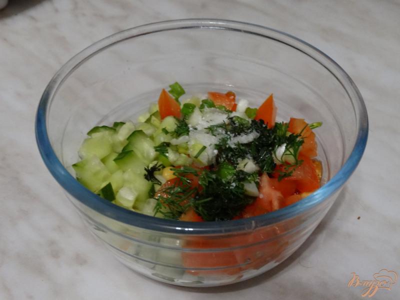 Фото приготовление рецепта: Овощной салат с нутом шаг №3