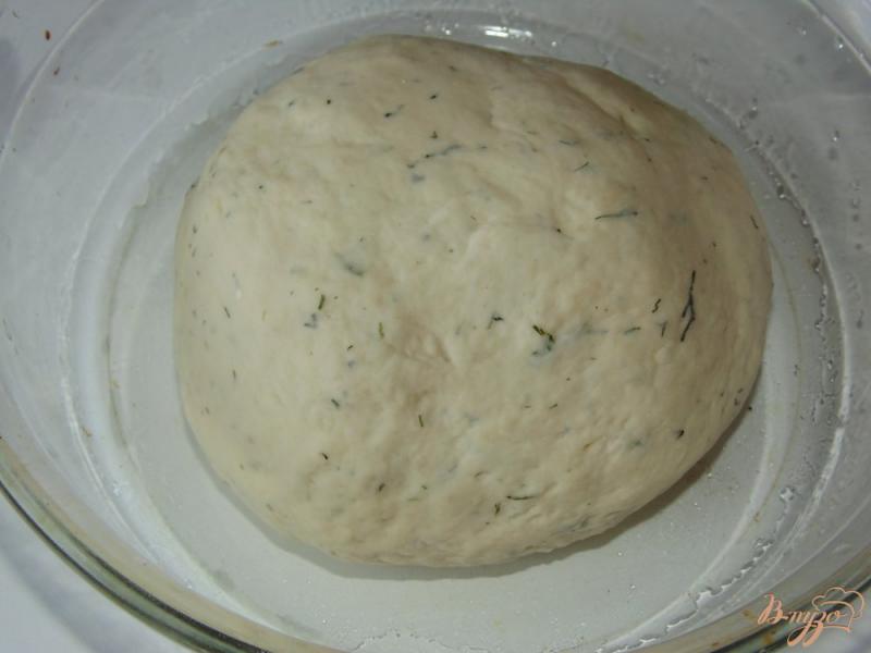 Фото приготовление рецепта: Хлеб белый с укропом в духовке шаг №5