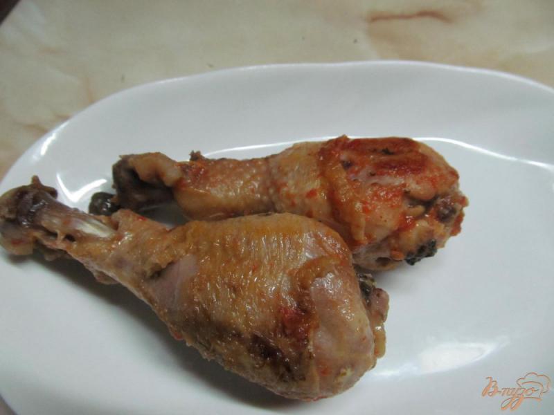 Фото приготовление рецепта: Паста с курицей в томатно-сливочном соусе шаг №4