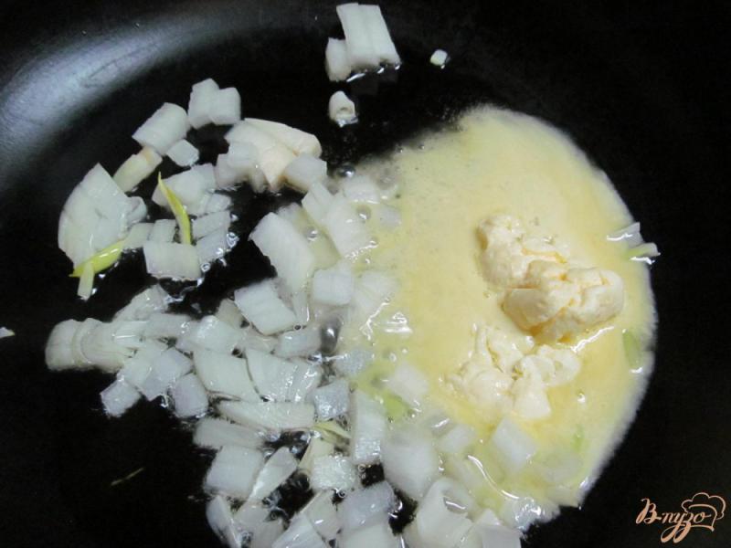 Фото приготовление рецепта: Теплый картофельный салат с сосисками и маринованной свеклой шаг №1