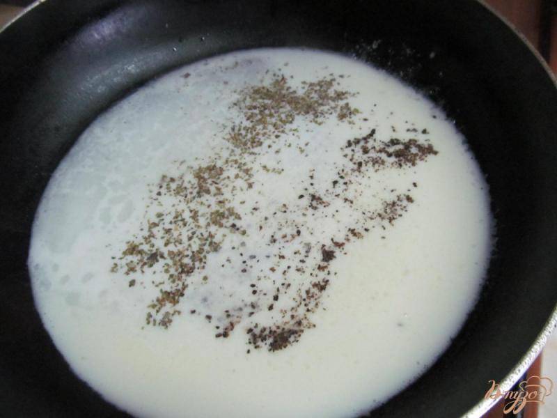 Фото приготовление рецепта: Фарфалле с сыром и горошком шаг №1