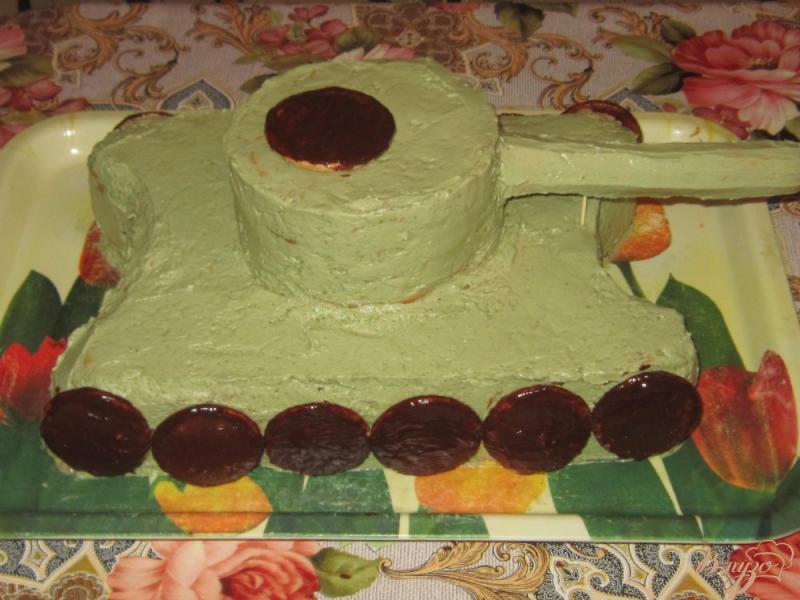 Фото приготовление рецепта: Торт «Танк» шаг №16