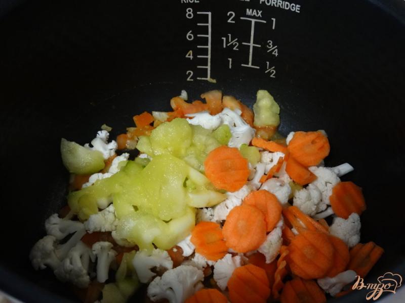Фото приготовление рецепта: Густой овощной суп с нутом шаг №4