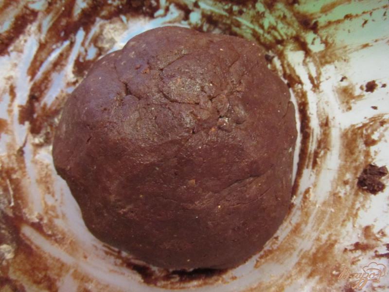 Фото приготовление рецепта: Шоколадное печенье с начинкой шаг №6