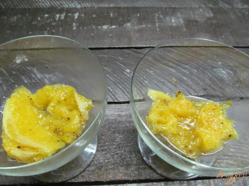 Фото приготовление рецепта: Десерт из апельсина и творога шаг №5