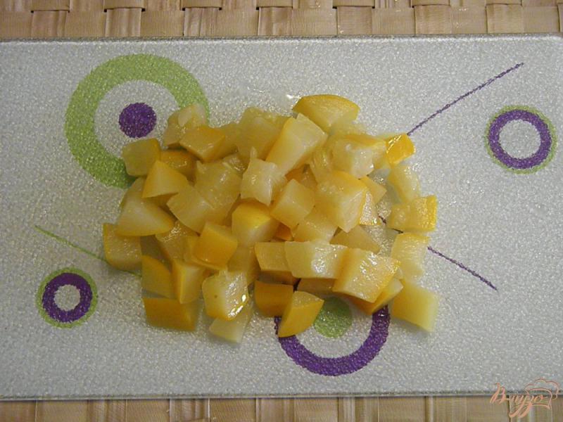 Фото приготовление рецепта: Зимний салат к жареному картофелю шаг №4