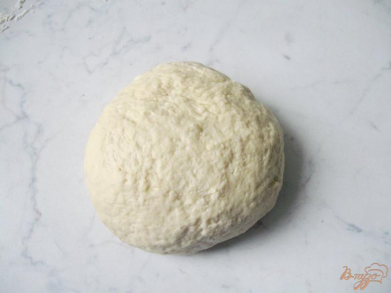 Фото приготовление рецепта: Сдобный пирог с черносмородиновым джемом шаг №1